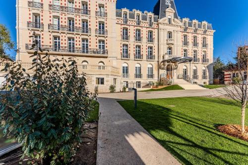 Appartement haut de gamme, 2 ch, 2 salles de bain