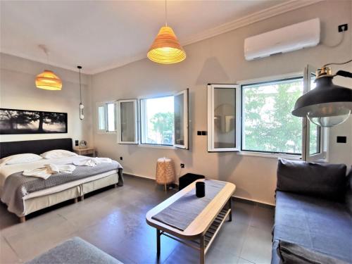 HOMOO-Metro Ampelokipoi Central Luxury Apartment