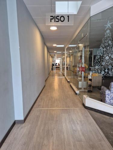 Nuotrauka iš apgyvendinimo įstaigos Ferrara 701 mieste La Pasas galerijos