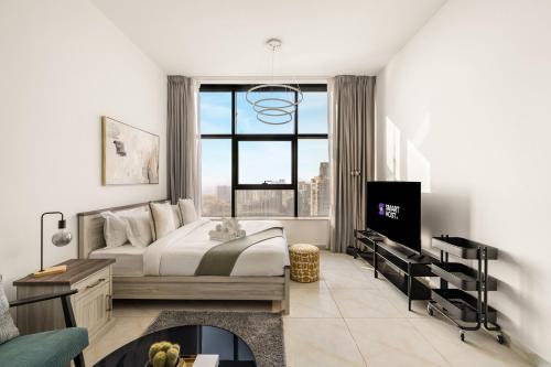 Relaxing Studio with Balcony & Pool at The Square Tower