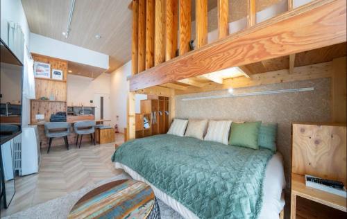 SROOM Inn