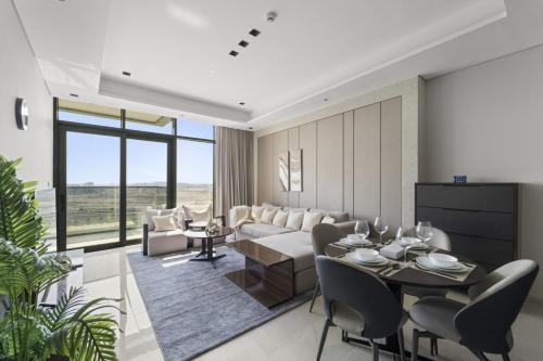 Modern 2BR at Nobles Tower Near Downtown