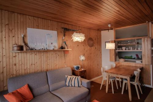 Iseran 2000 apartment with view