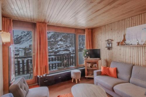 Iseran 2000 apartment with view