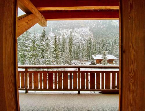 Alpine Creek Chalet - Ski-In Avoriaz, Morzine