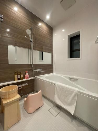 Holiday Home with Kids Play Area near USJ