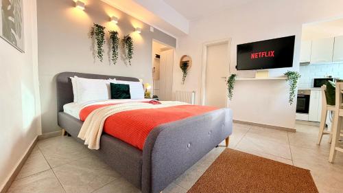 READ ALL ABOUT IT - Stylish Central Studio