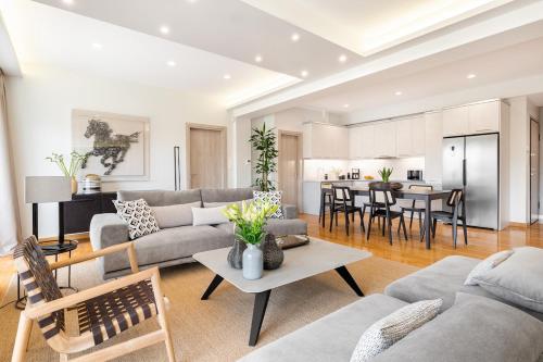Grand, 3-BDR APT with Majestic Acropolis View 1
