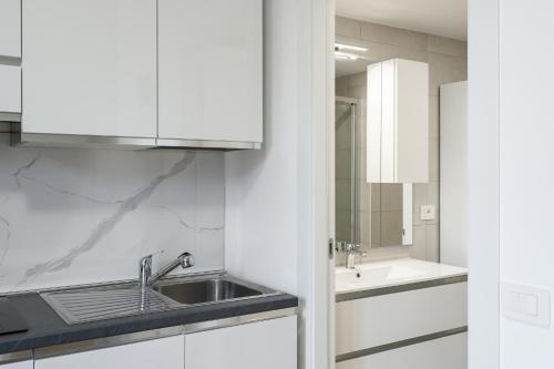 Navigli Studio 6 - Two Steps from Porta Genova by InnStay