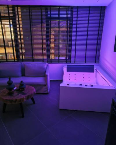 Foto Timeless luxury suites & SPA 4