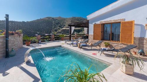 Cortijo El Manzano Salvatierra Torrox by Ruralidays