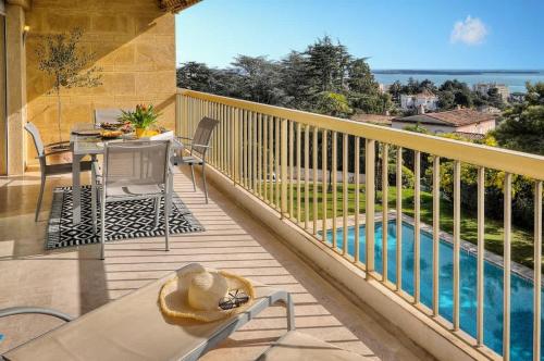 Serenity by the Sea 180 Degrees Sea View and Pool