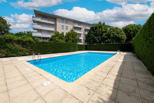 L'Écrin Toulousain - Piscine partagée et parking