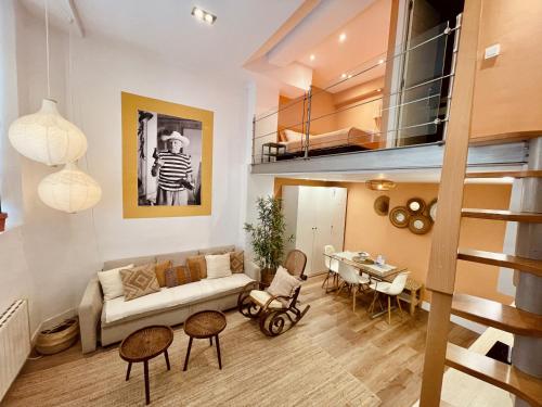 Lovely Loft in Historic Center!