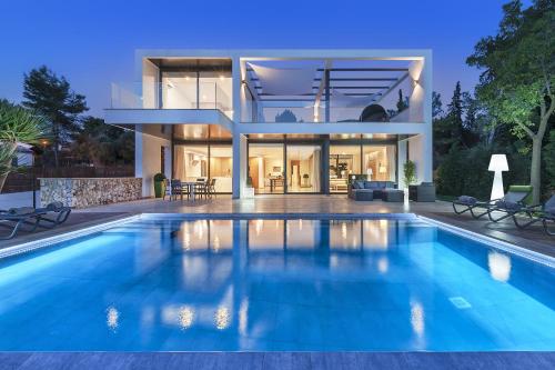 Villa Amer en Alcudia con piscina