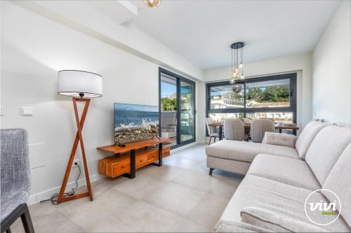 ViVi Homes - Alira, Pool, Terrace, Close to Beach