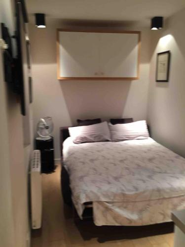 little luxurious nest in saint-germain