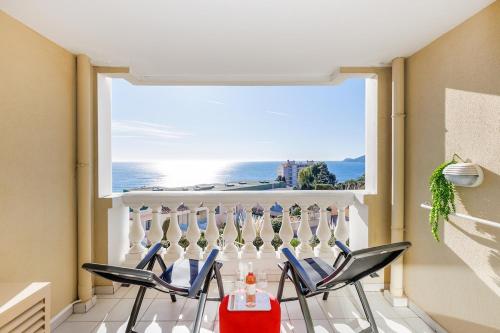 Vue mer piscine parking tennis 4 personnes