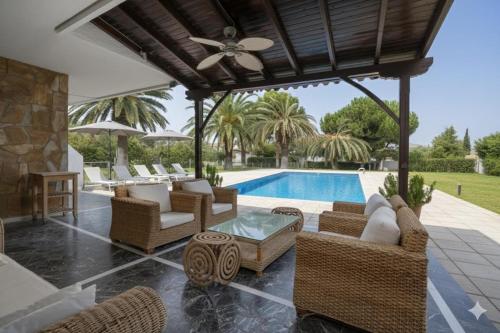Bluewave Pool Villa at Hanioti