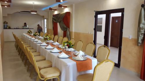 Restaurace v ubytování Veranda Hotel