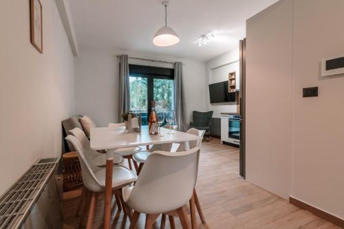 Key Host Nafplio apt