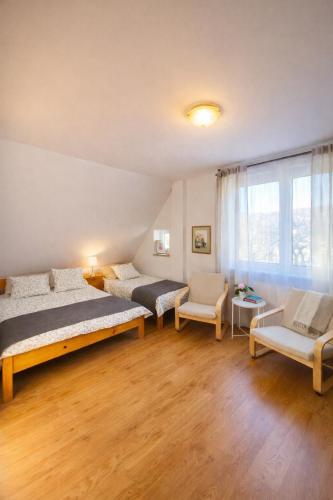 Apartamenty & Domek Gawędówka