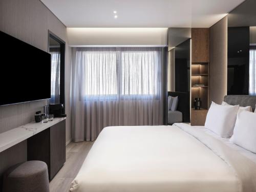 Nur Oramis Living