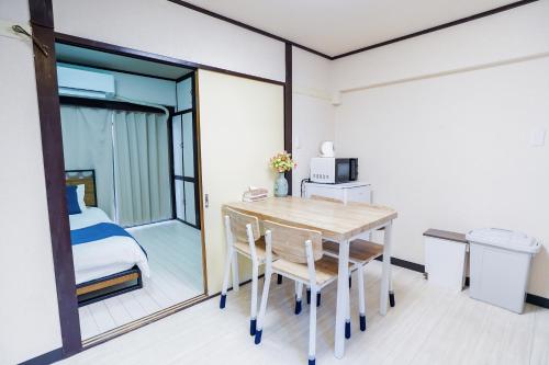 101Room Free Parking Only 1 Stop from Ikebukuro Entire 33m on 1st Floor 2 Bedrooms for up to 6 Guests 3Minute Walk to Don Quijote