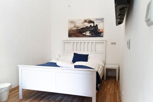 Spacious 3 Private Rooms in a Shared Apartment in Vienna