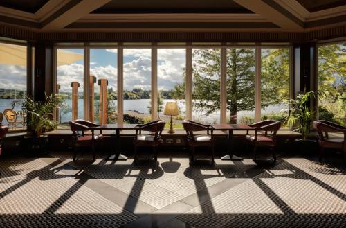 Harvey's Point — Balcony/Terrace