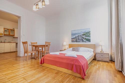 Affordable Apartment Near Wiener Stadthalle