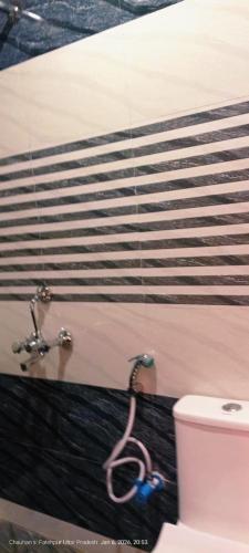 Gallery image of DLA Hotel Rooms and Restaurant in Fatehpur City