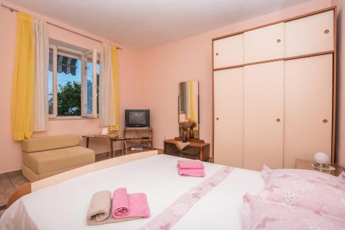 Apartmani Podgora 6