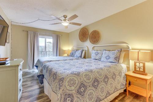 Steps to Sand! Retreat w/ 2 Pools in Hilton Head photo 19