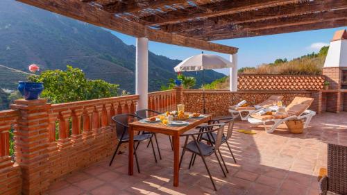 Casa Rural La Miel Nerja by Ruralidays