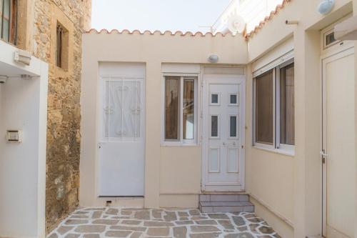Kos Old Town Wooden-Garden House