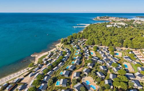 Stunning Home In Novigrad With Swimming Pool