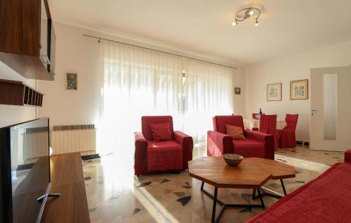 Stunning Apartment In Pula With Wifi