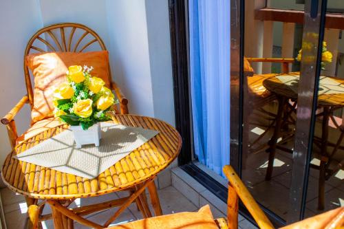 Zona d'estar a Bamburi BnB
