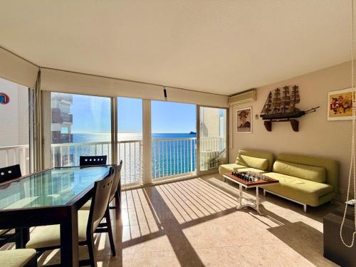 Yago Levante Seafront