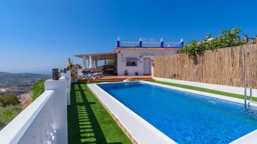 Villa Lucía de Torrox by Ruralidays