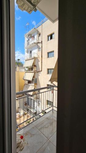 Modern Thissio Studio - Near Acropolis - Quiet