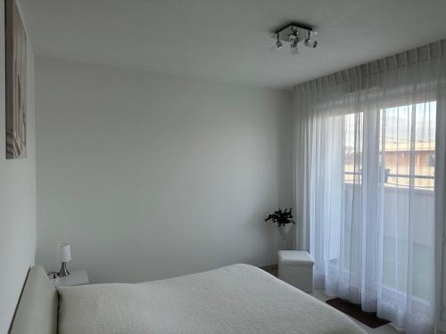 Appartement de standing, parking privé, climatisé, proche du centre-ville et la gare centre
