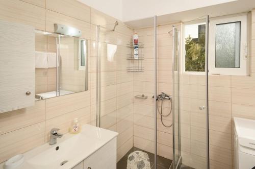 Lux Lux & modern Apt 5 min Piraeus port - Free Parking