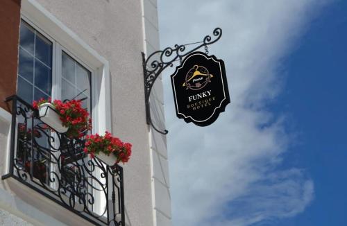 Funky Boutique Hotel & Adventures