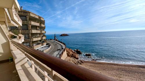 EVH124 Apartamento en primera linea de mar