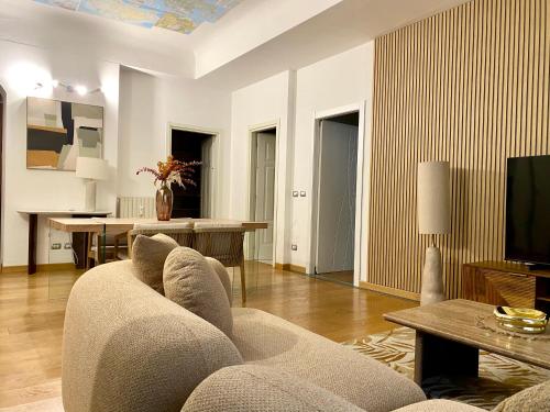INTOMILAN I Elegant Apartments in Duomo