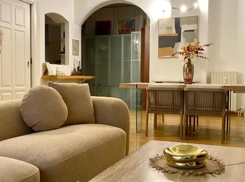 INTOMILAN I Elegant Apartments in Duomo photo 4