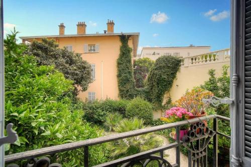 Marigold - 2 Bed 2 bath - AC - 8 min from Palais
