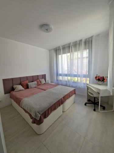 Apartment Infinity Vanian Gardens